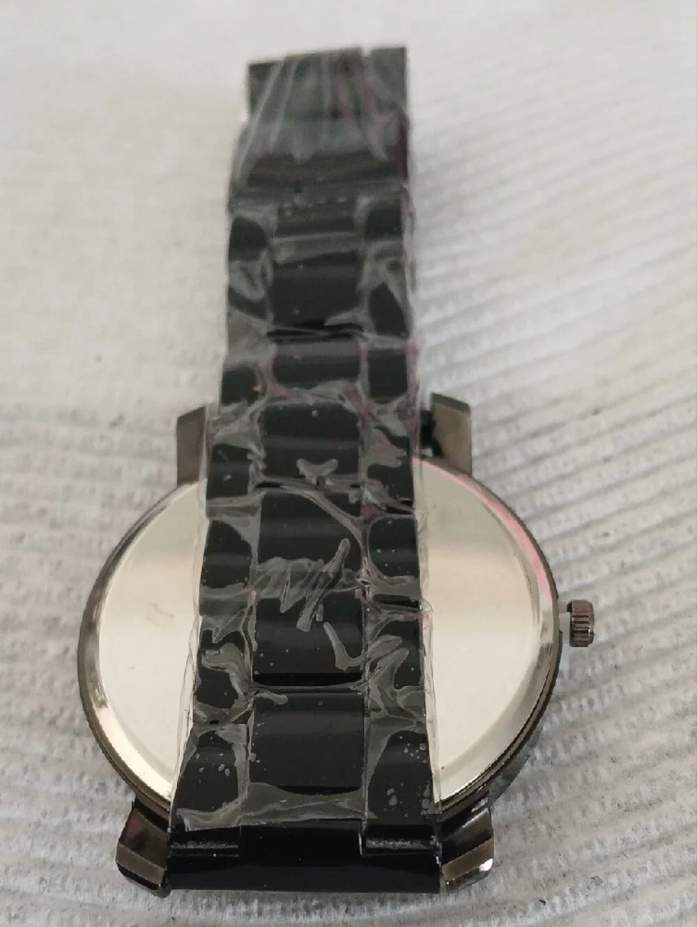 Black Stainless Steel Minimalist Watch with Rose Gold Hands